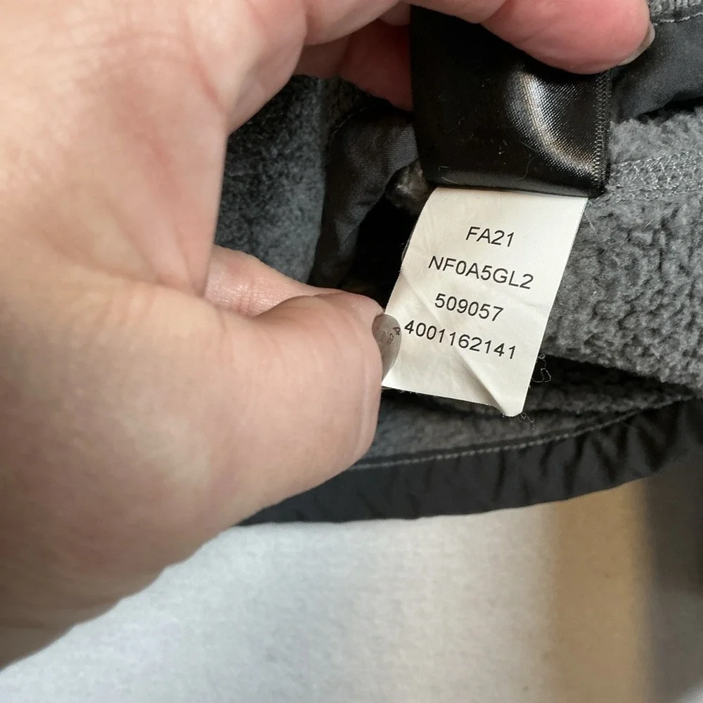 The North Face Men's Gordon Lyons Quarter ¼ Zip Sweater Knit Fleece‎ Small
